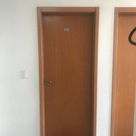 Apartamento Em Londrina Privado Com 2 Quartos De Casal Com Utensilios Garagem E Wifi Exterior foto