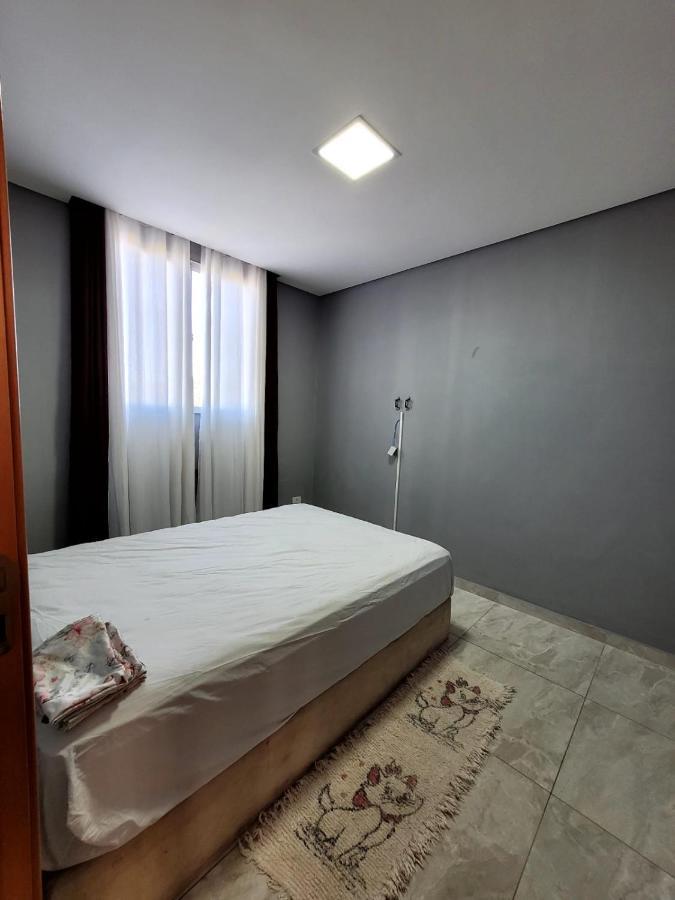 Apartamento Em Londrina Privado Com 2 Quartos De Casal Com Utensilios Garagem E Wifi Exterior foto