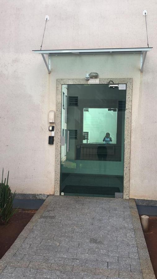 Apartamento Em Londrina Privado Com 2 Quartos De Casal Com Utensilios Garagem E Wifi Exterior foto